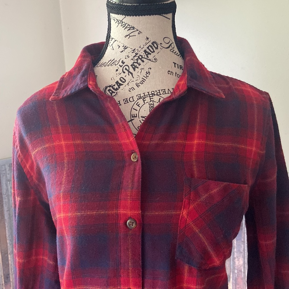 Woman’s Field And Stream Flannel - image 2